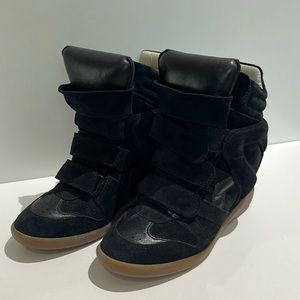Isabel marant black high top sneakers. Beautiful Swede and quality